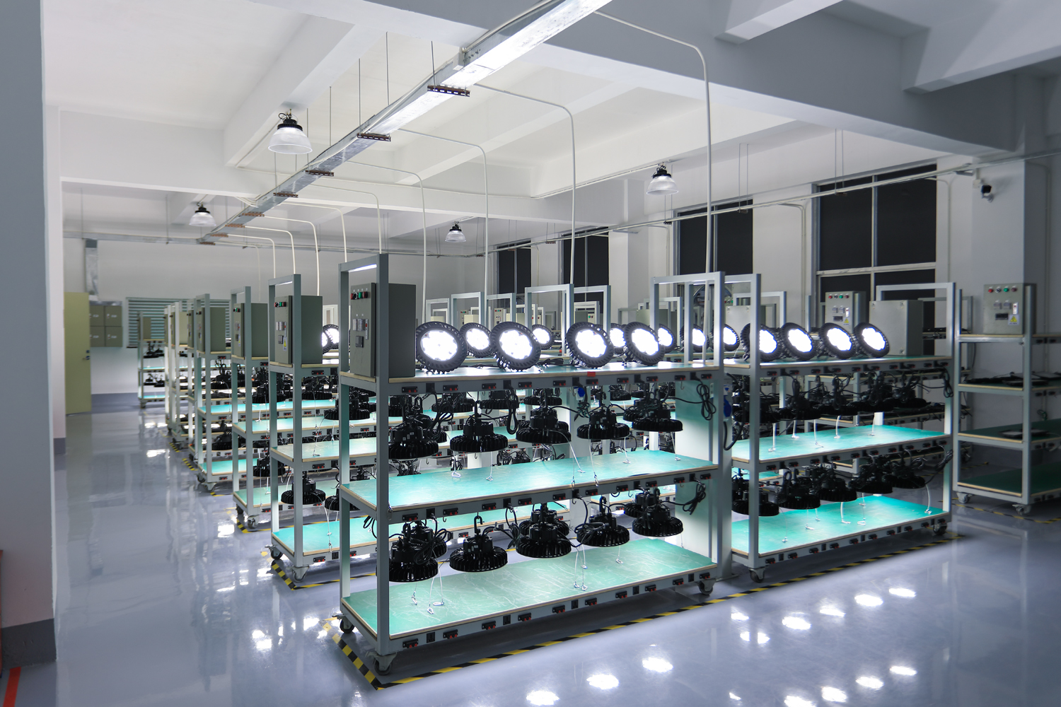 LED Lamp Aging Test Process